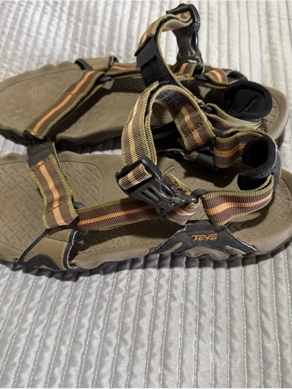 Teva lightweight sport